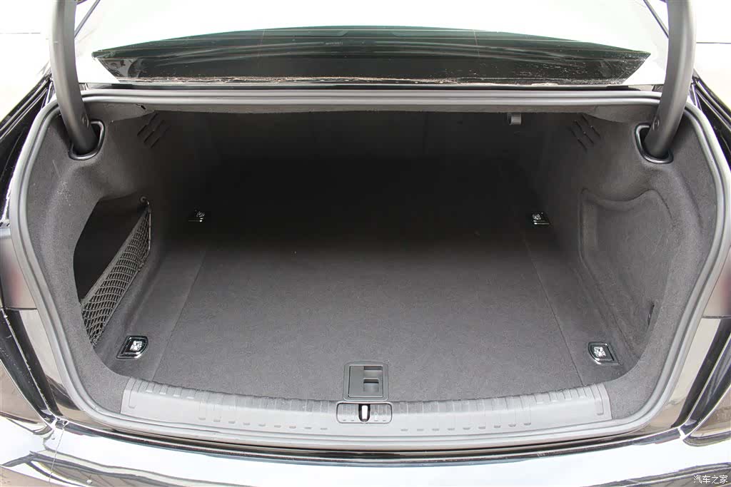 Audi A6L, 2021 15