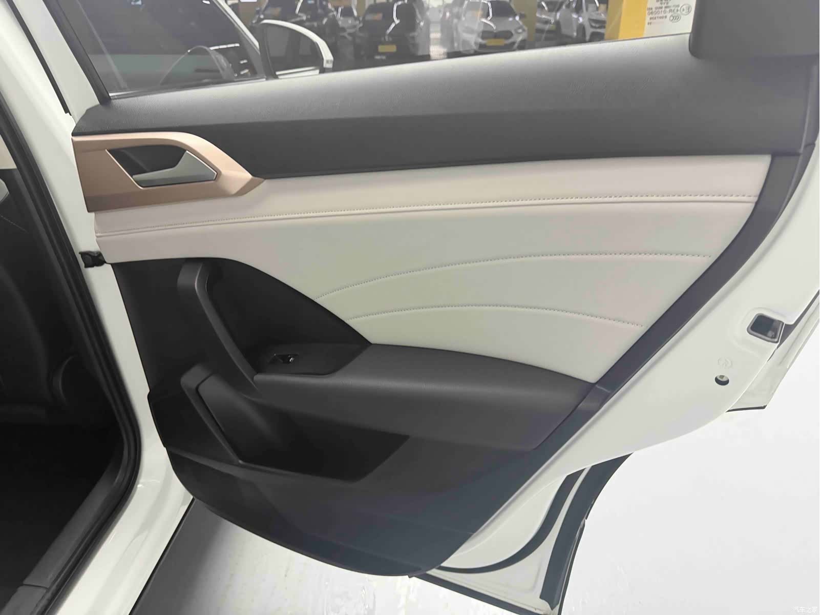 Volkswagen Tharu, 2024 все фото