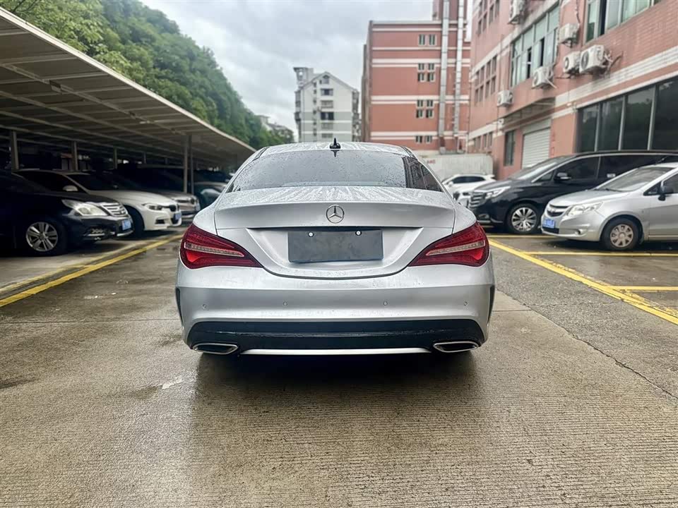 Mercedes-Benz CLA