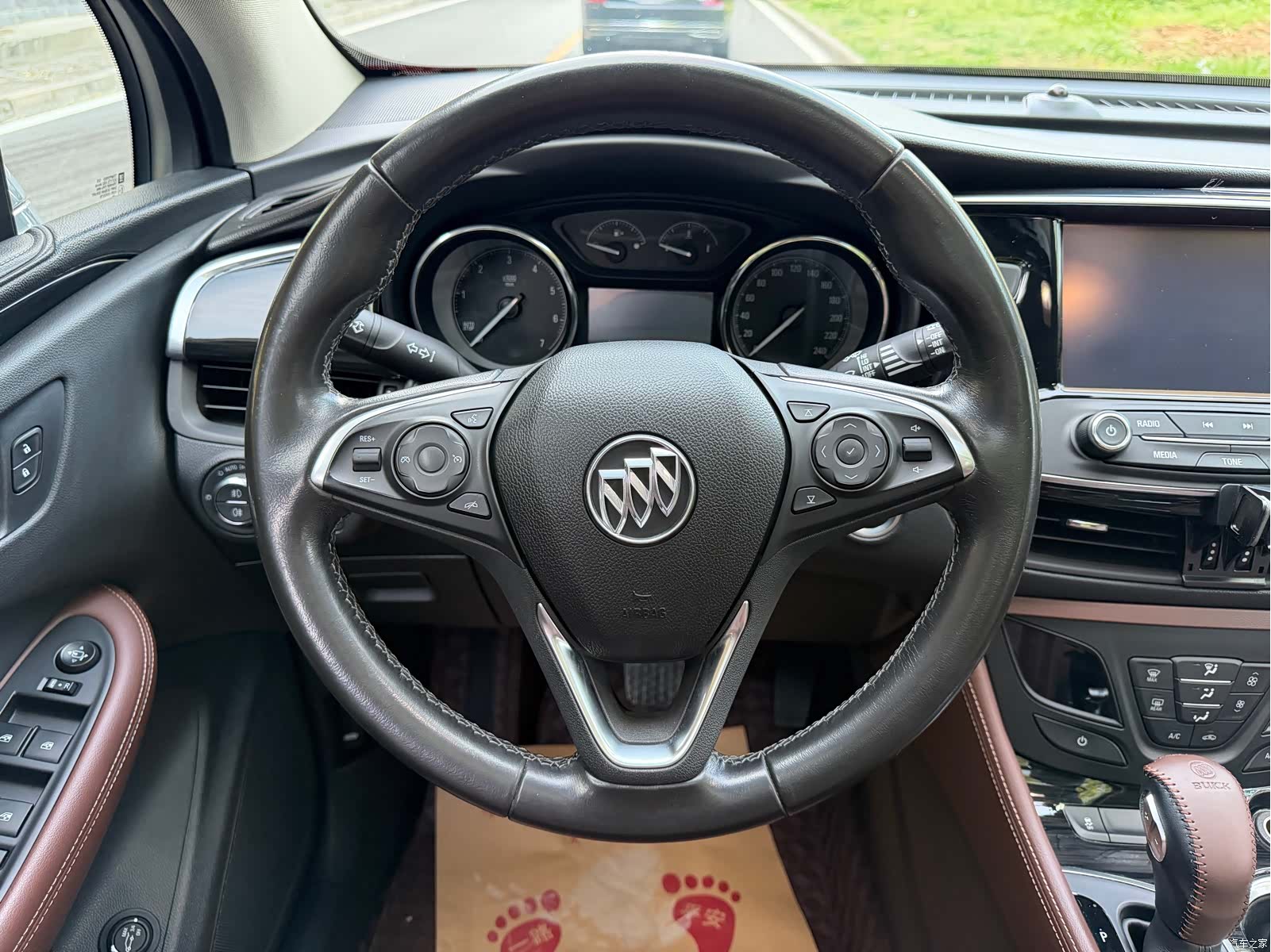 Buick Envision Plus, 2018 6