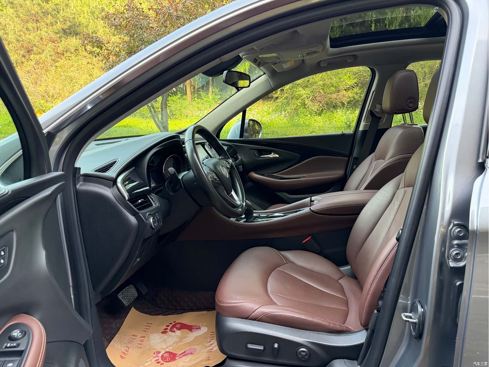 Buick Envision Plus, 2018 все фото
