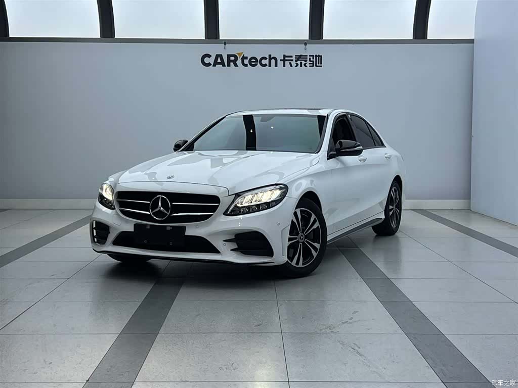 Mercedes-Benz C-Class, 2019 1