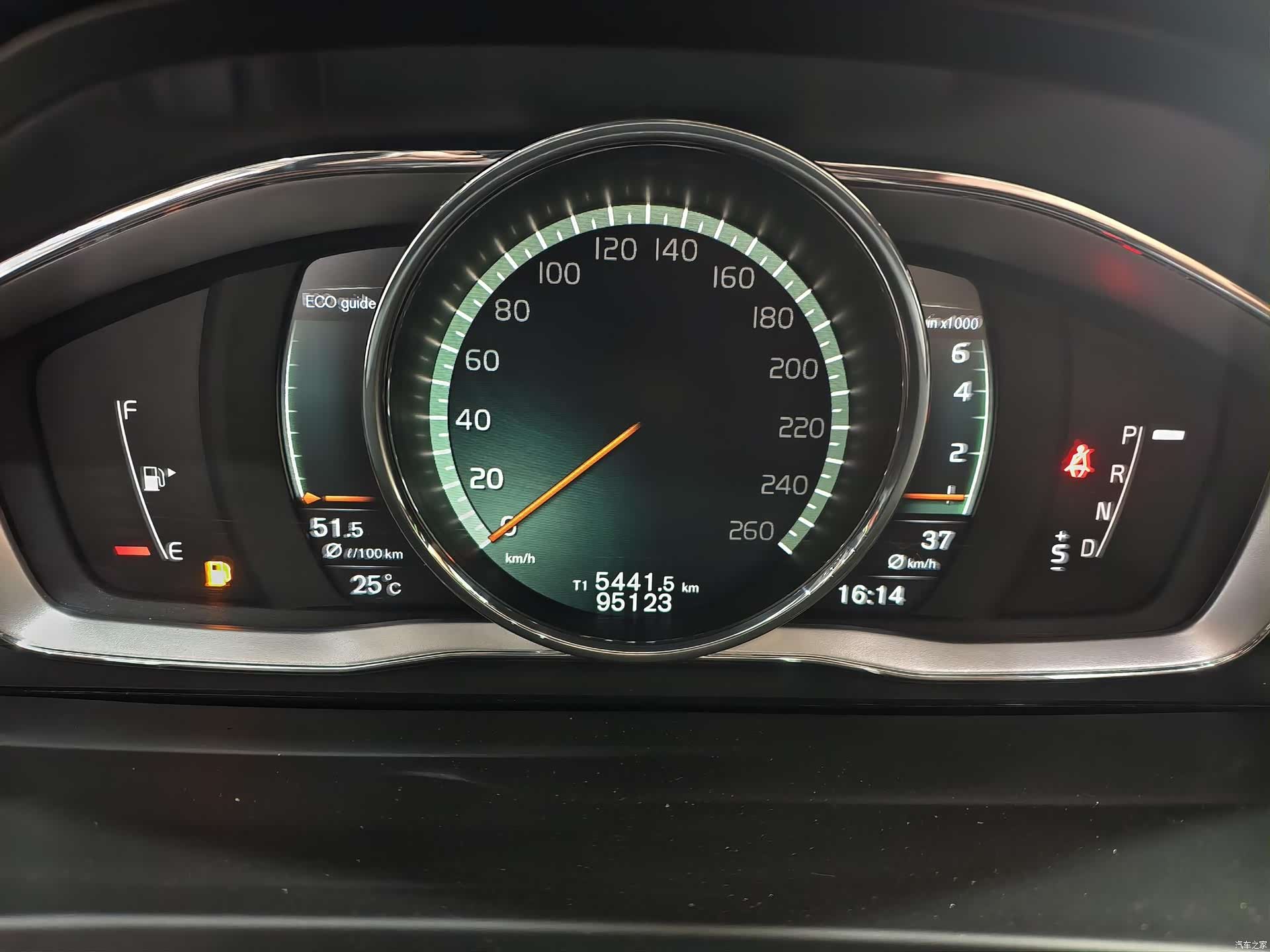 Volvo S60, 2019 8