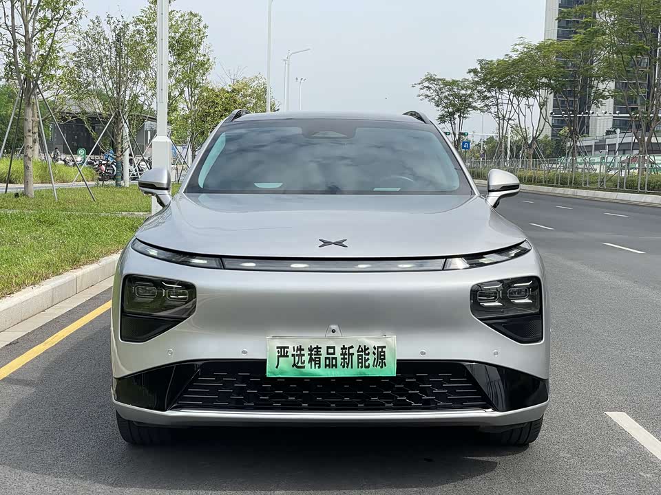 XPENG G9