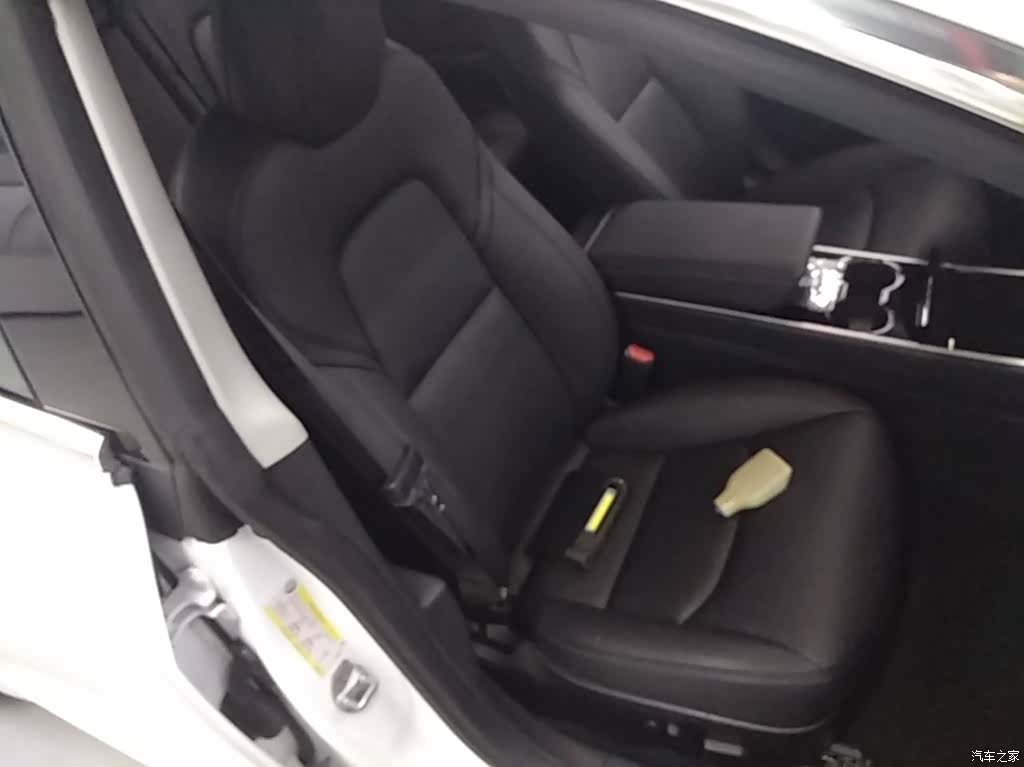 Tesla Model 3, 2019 25