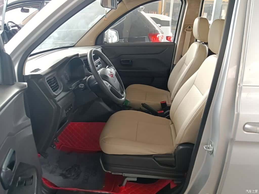 Wuling Hongguang, 2023 15