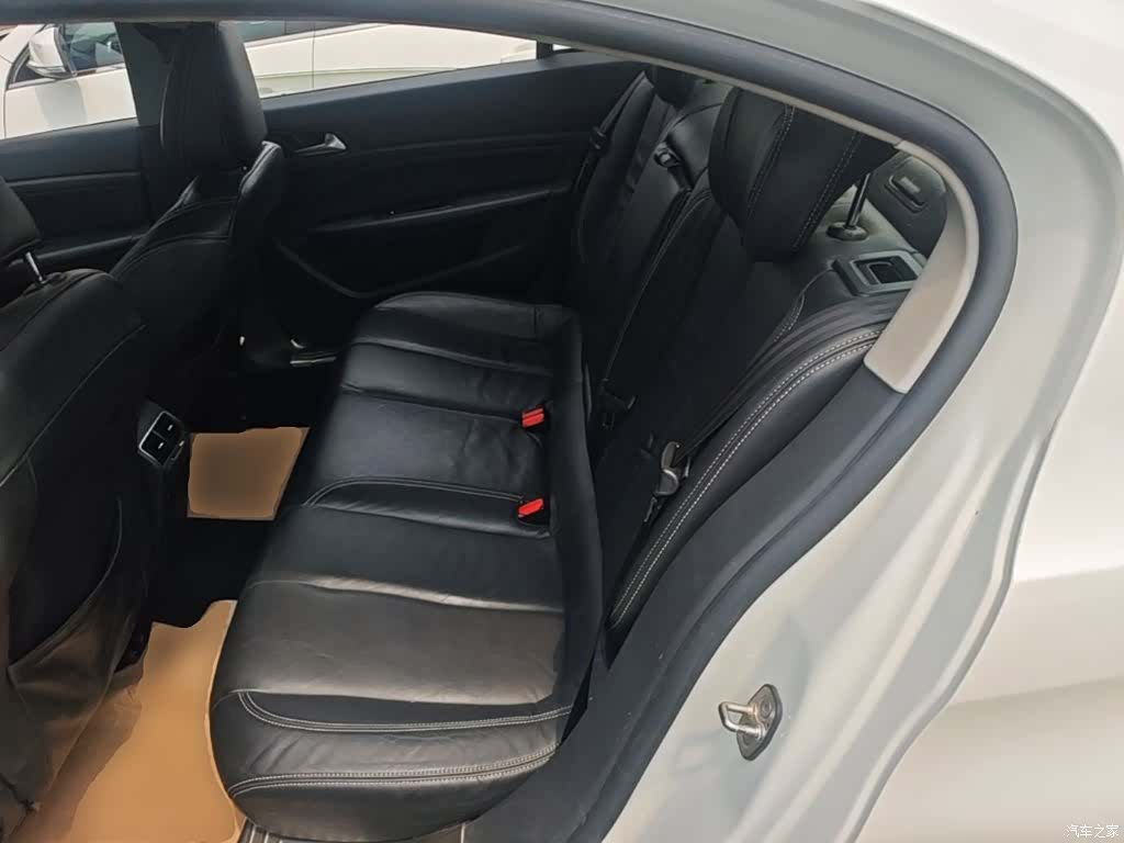 Peugeot 408, 2017 17