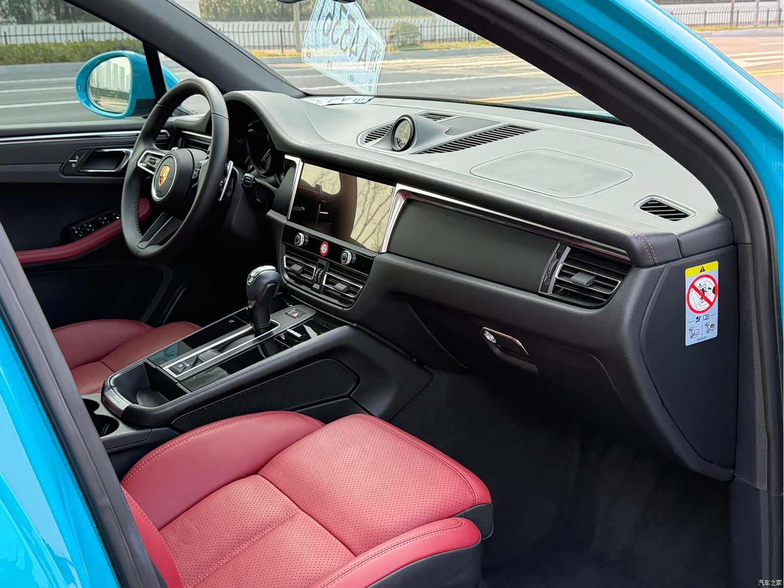 Porsche Macan, 2022 9