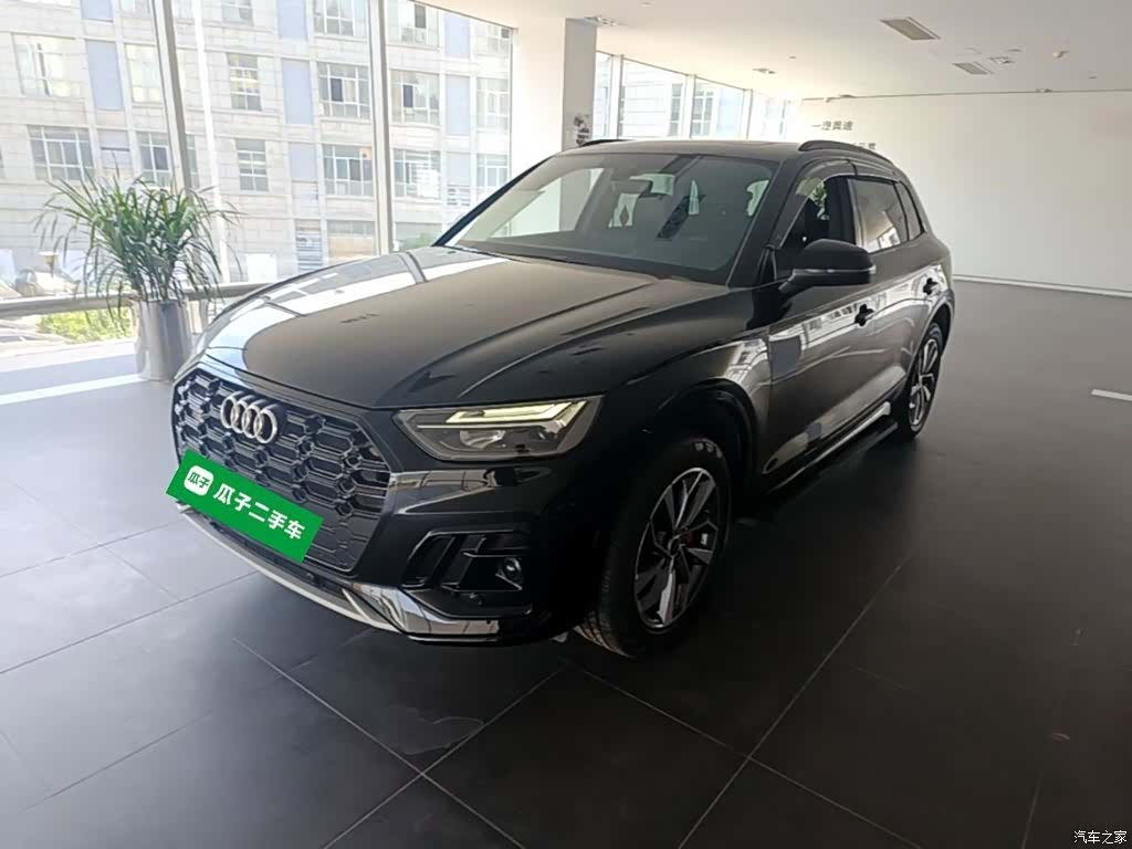 Audi Q5L, 2025 2