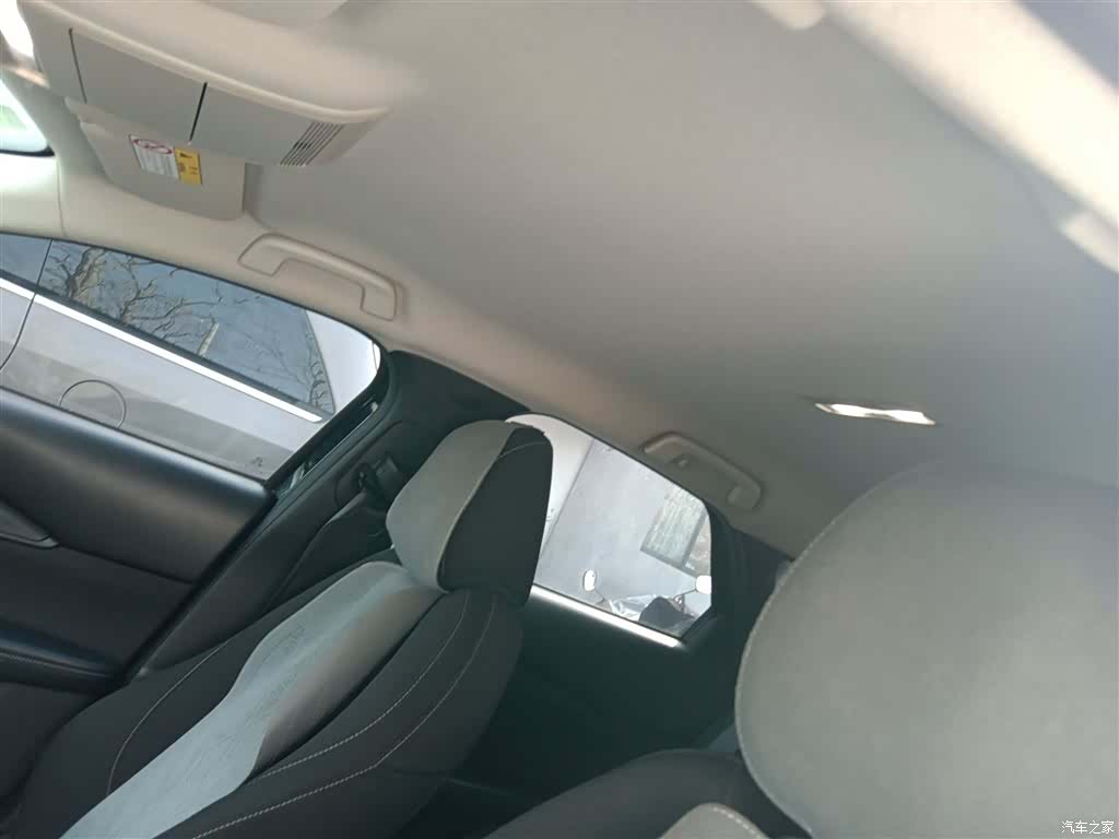 Mazda CX-30, 2023 18