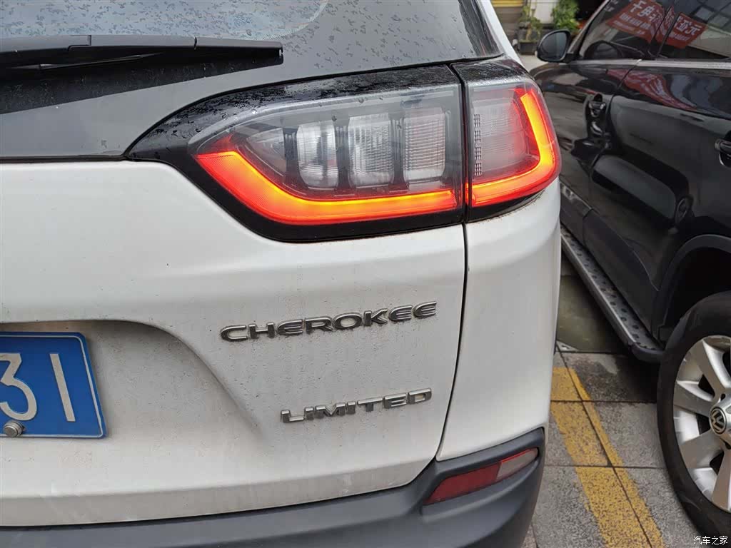 Jeep Cherokee, 2019 23