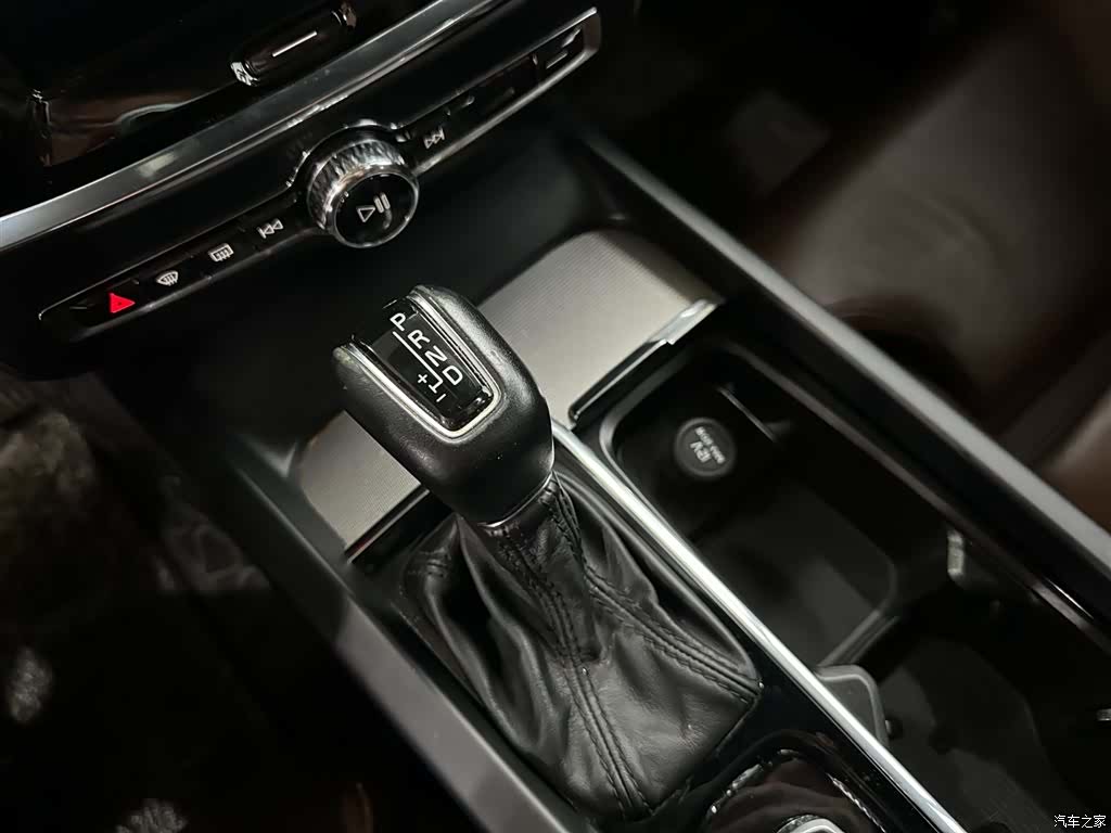 Volvo S60, 2020 12