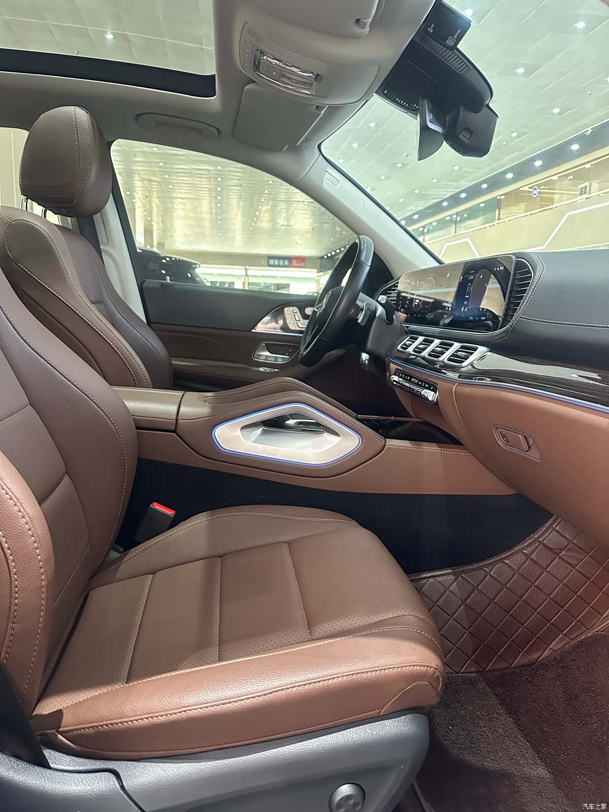 Mercedes-Benz GLE, 2024 все фото