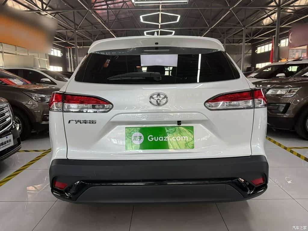Toyota Frontlander, 2023 13