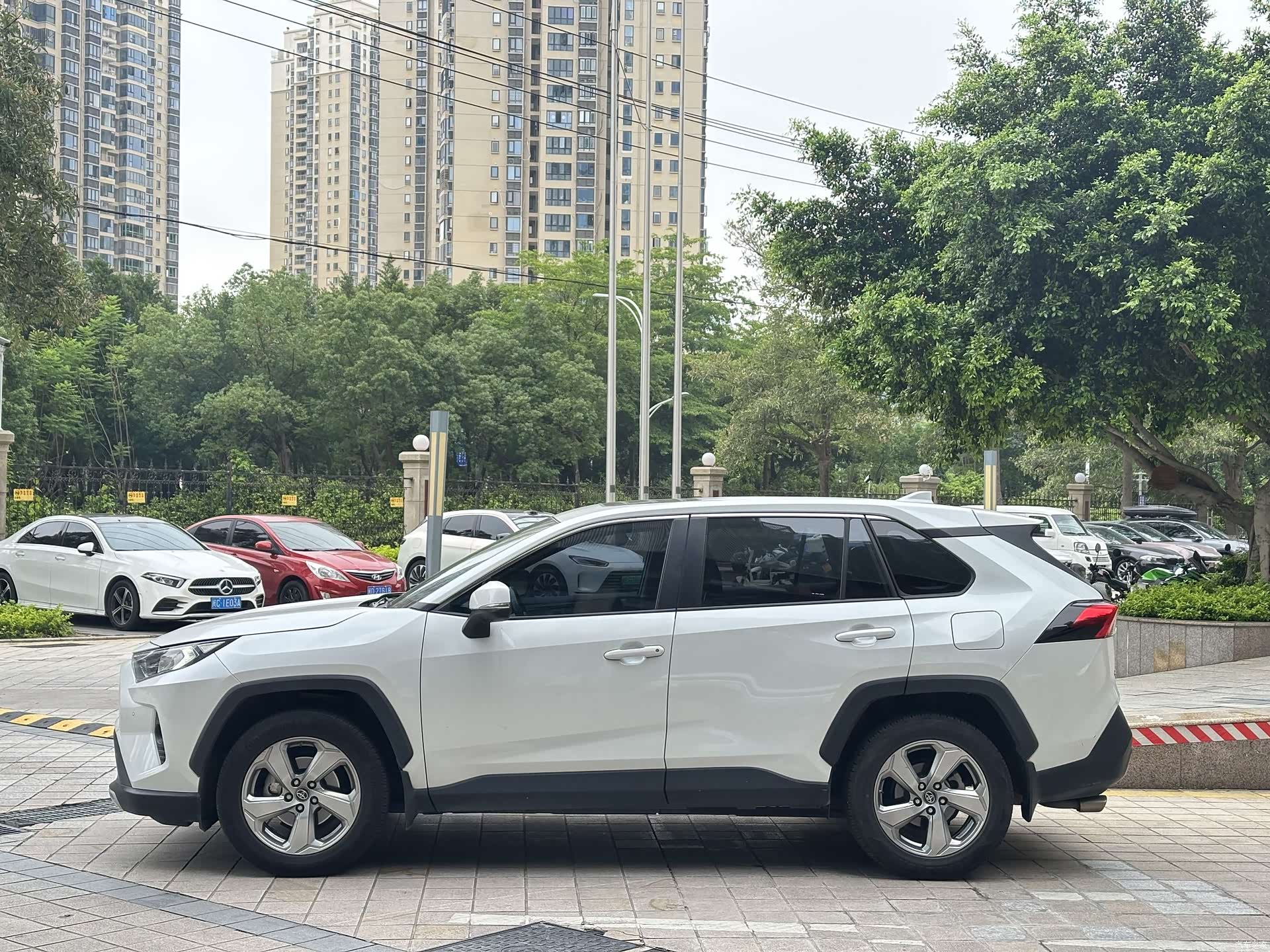 Toyota RAV4, 2022 2
