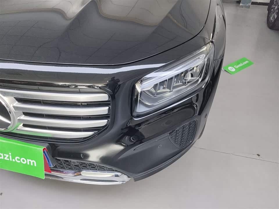Mercedes-Benz GLB Mercedes-Benz GLB