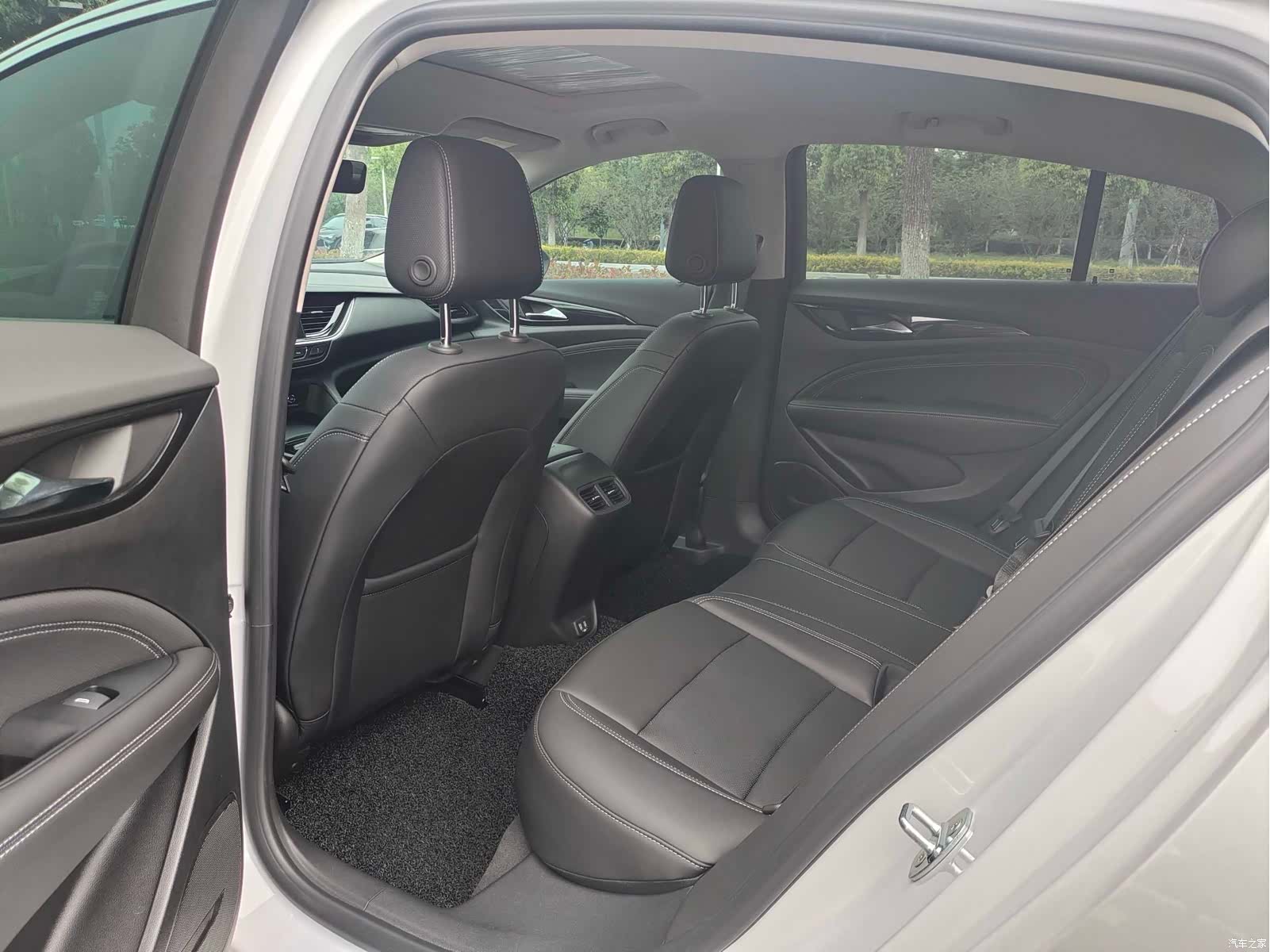 Buick Regal, 2025 9