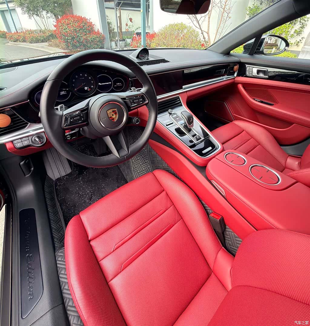 Porsche Panamera, 2024 10