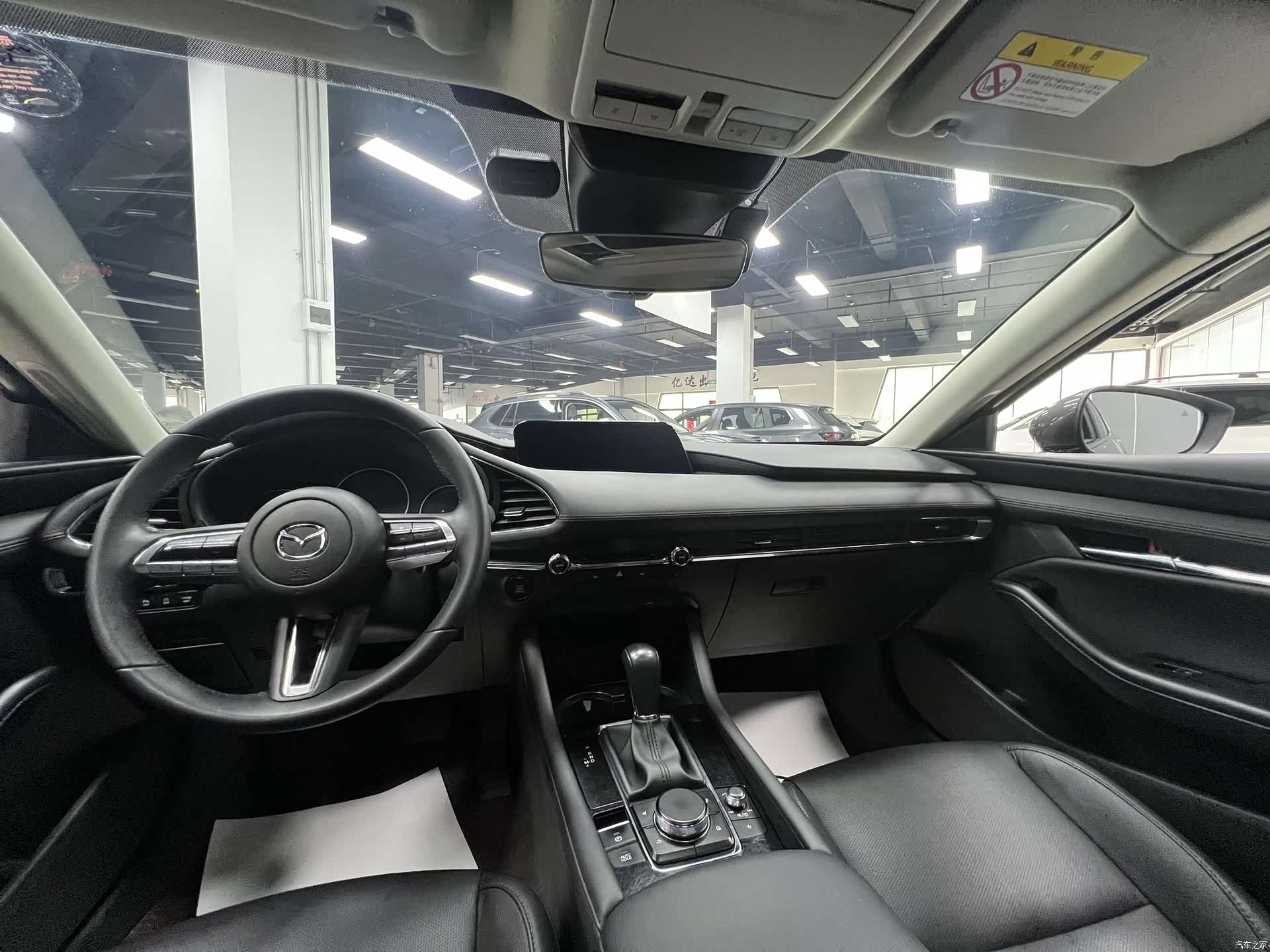 Mazda Mazda3, 2022 19