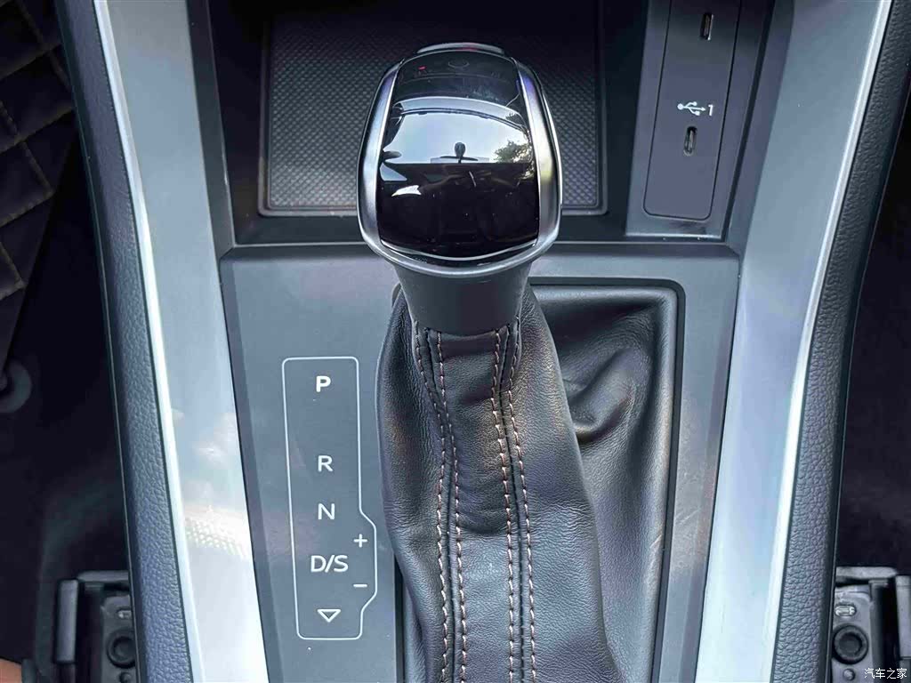 Audi Q3, 2023 23