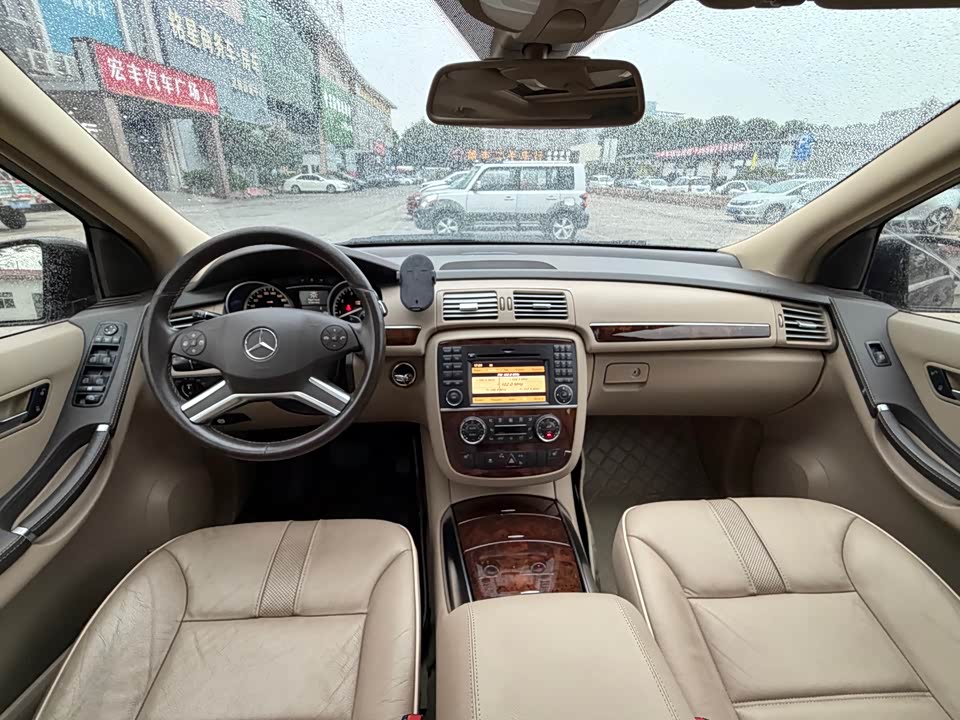 Mercedes-Benz R-class