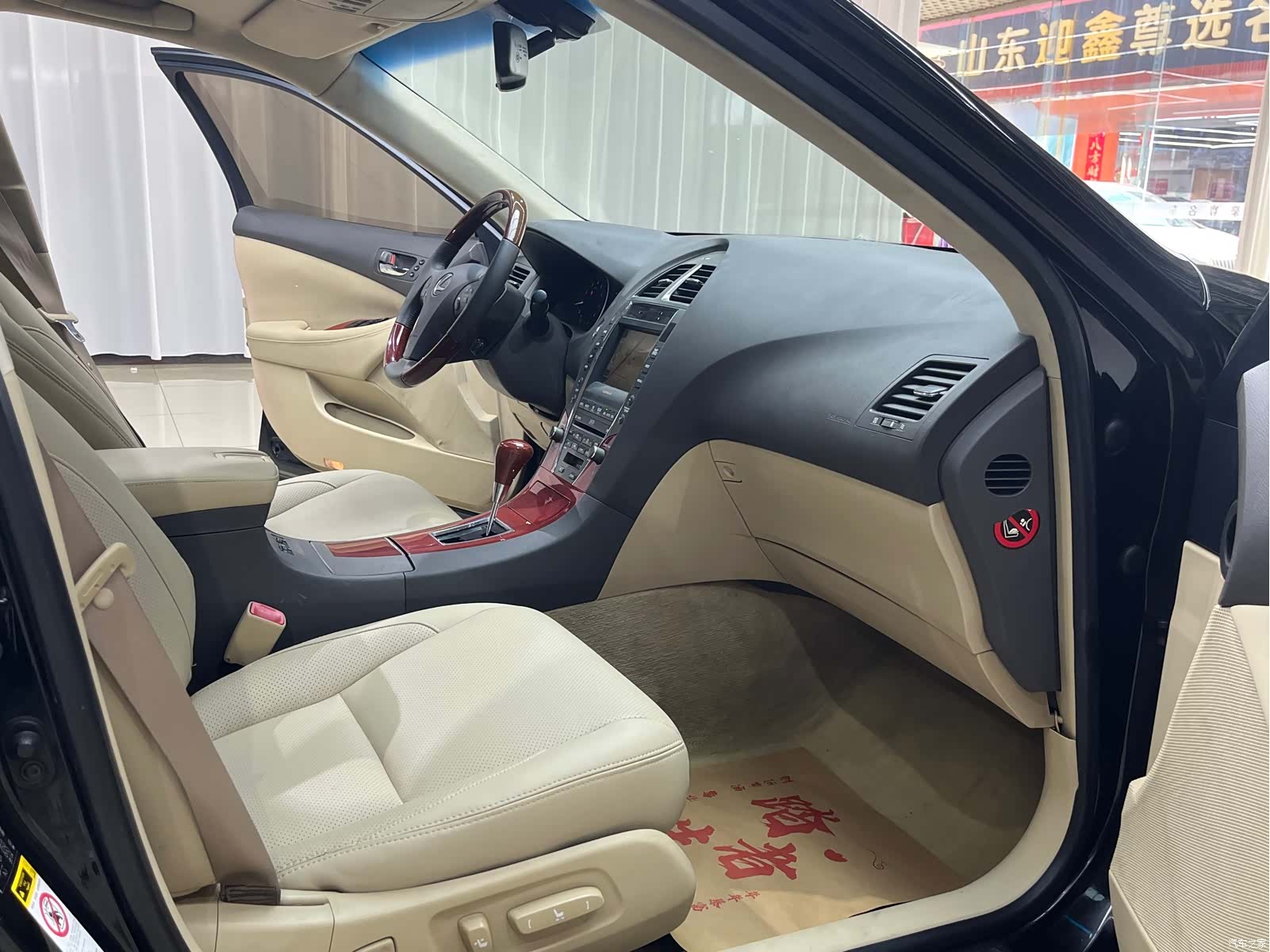 Lexus ES, 2009 11