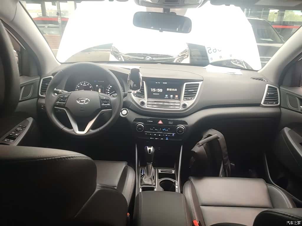 Hyundai Tucson, 2016 10