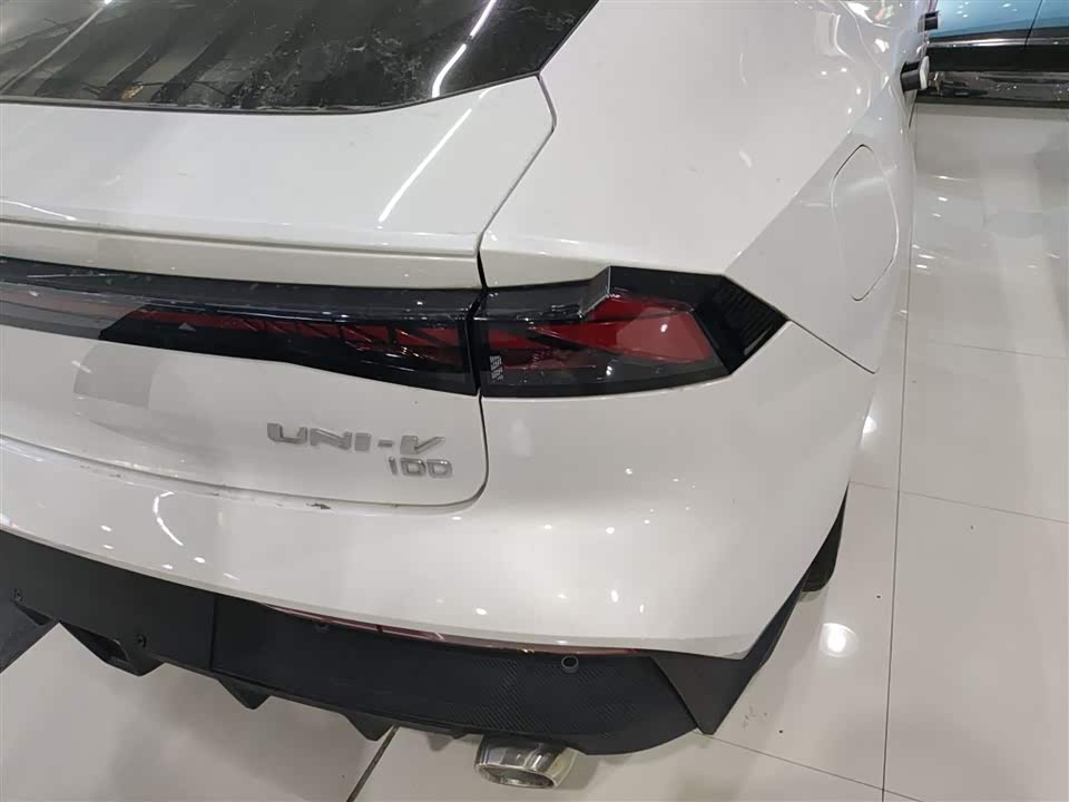 Changan UNI-V Smart iDD