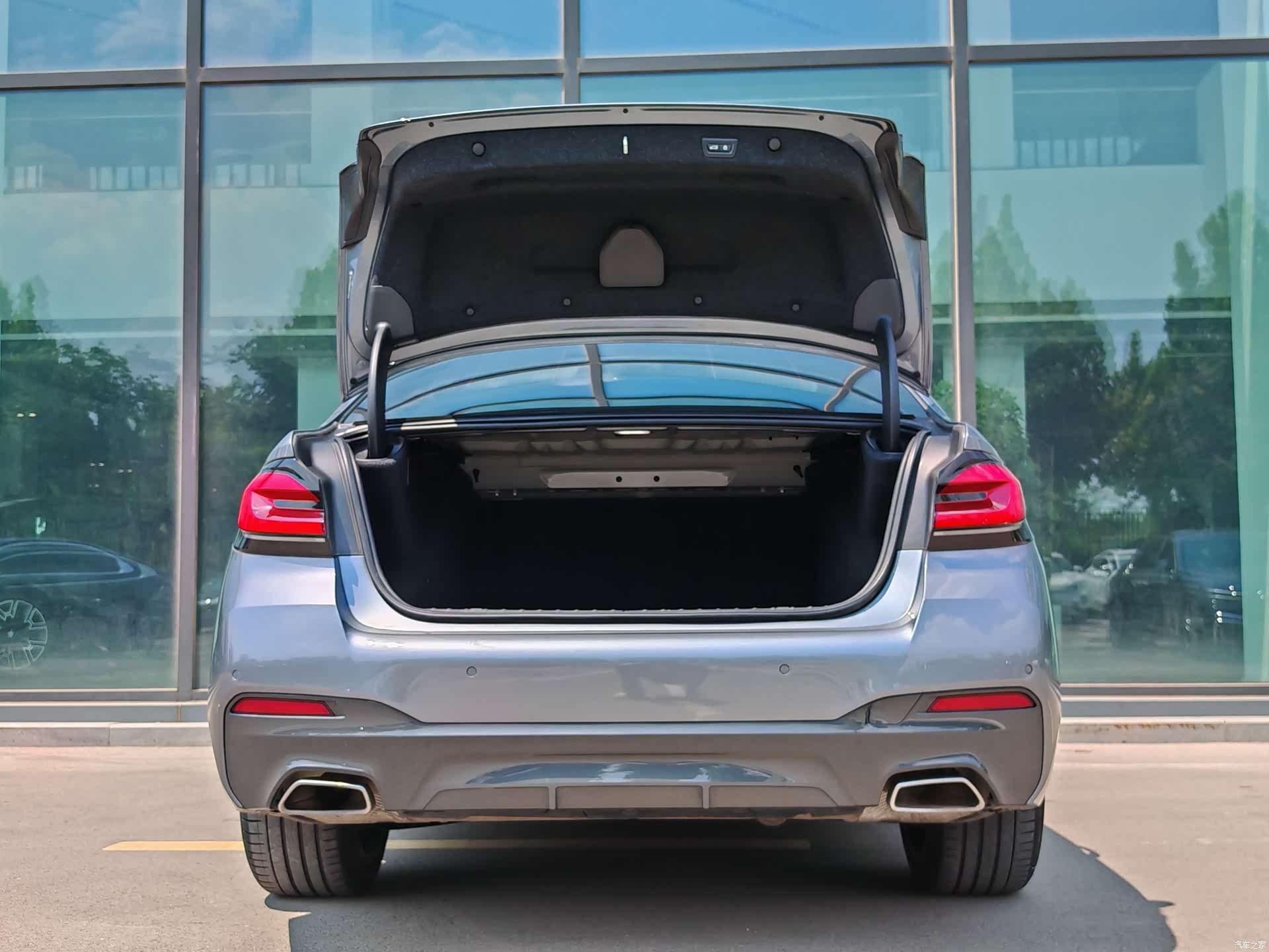 BMW 5 Series, 2021 6