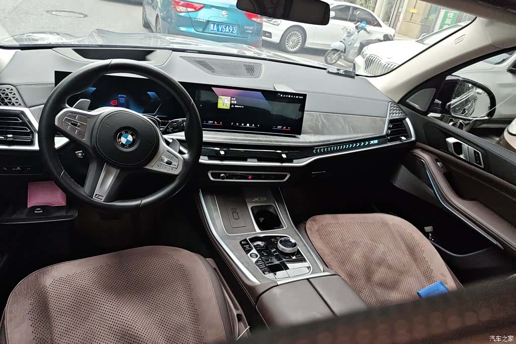 BMW X5, 2024 12