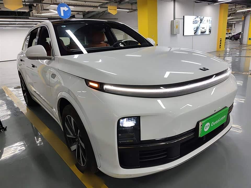 Li Auto Ideal L8