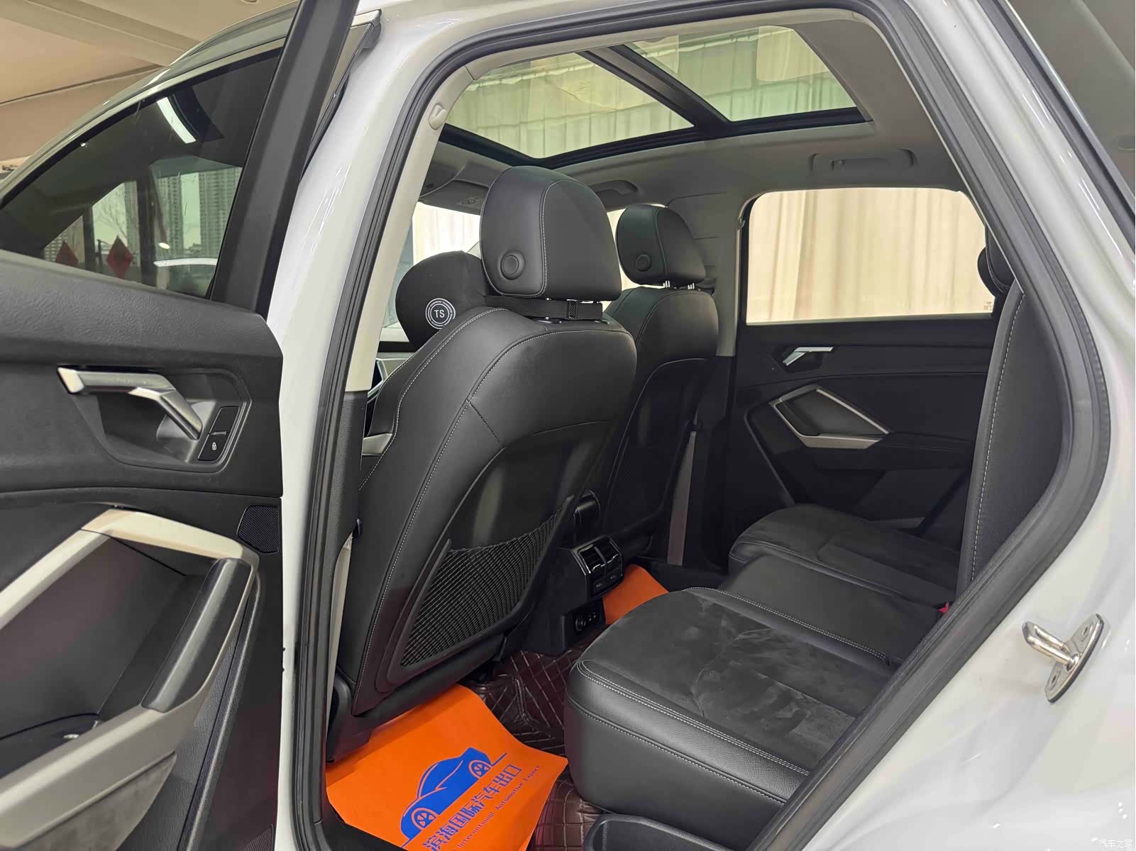 Audi Q3, 2021 8