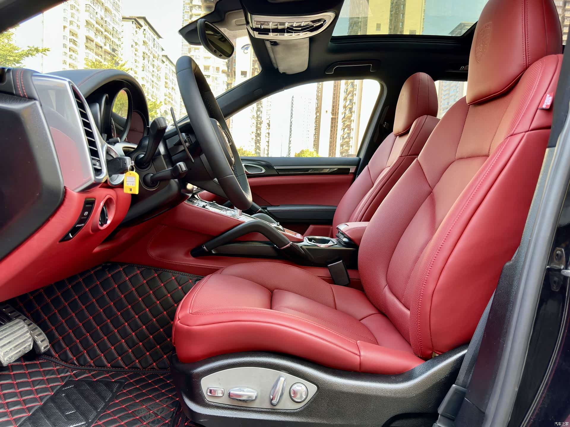 Porsche Cayenne, 2012 8