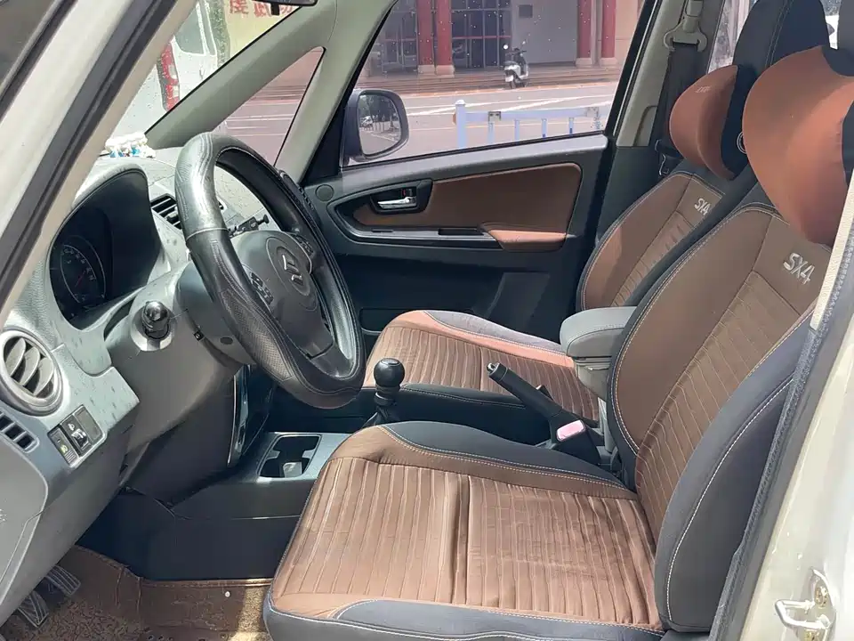 Suzuki Tianyu SX4