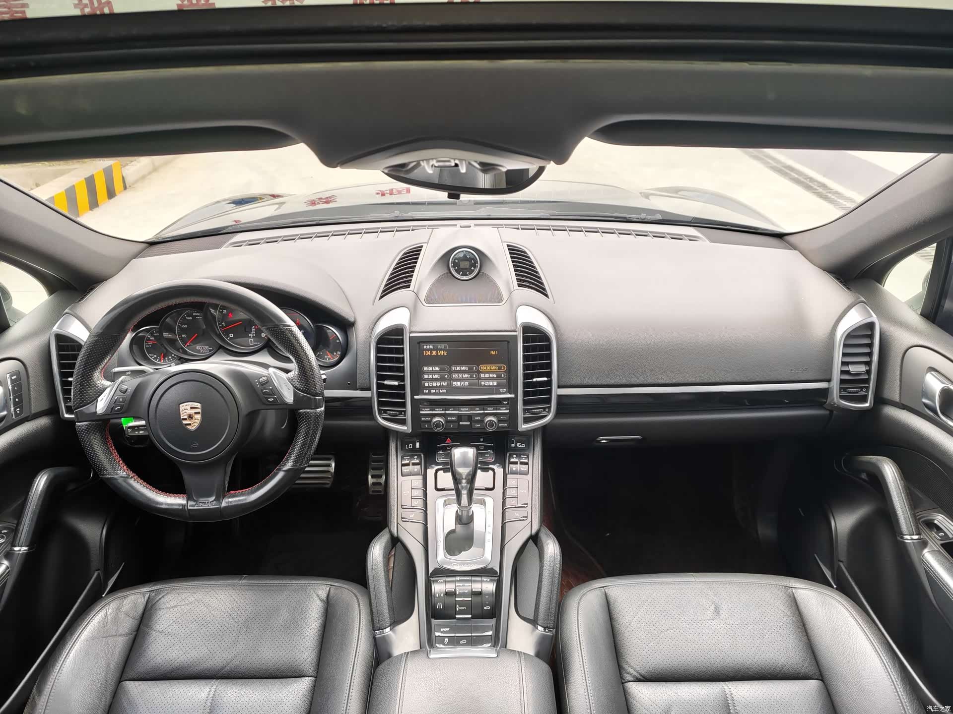 Porsche Cayenne, 2013 7