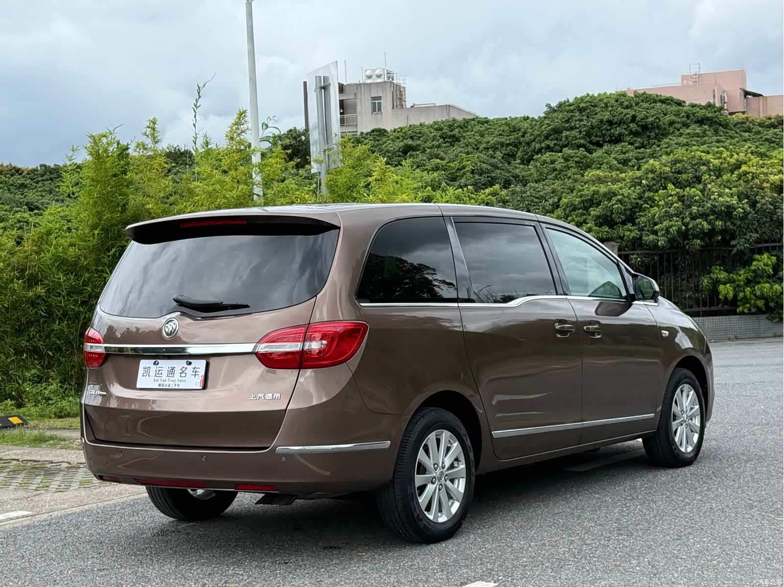 Buick GL8, 2020 11