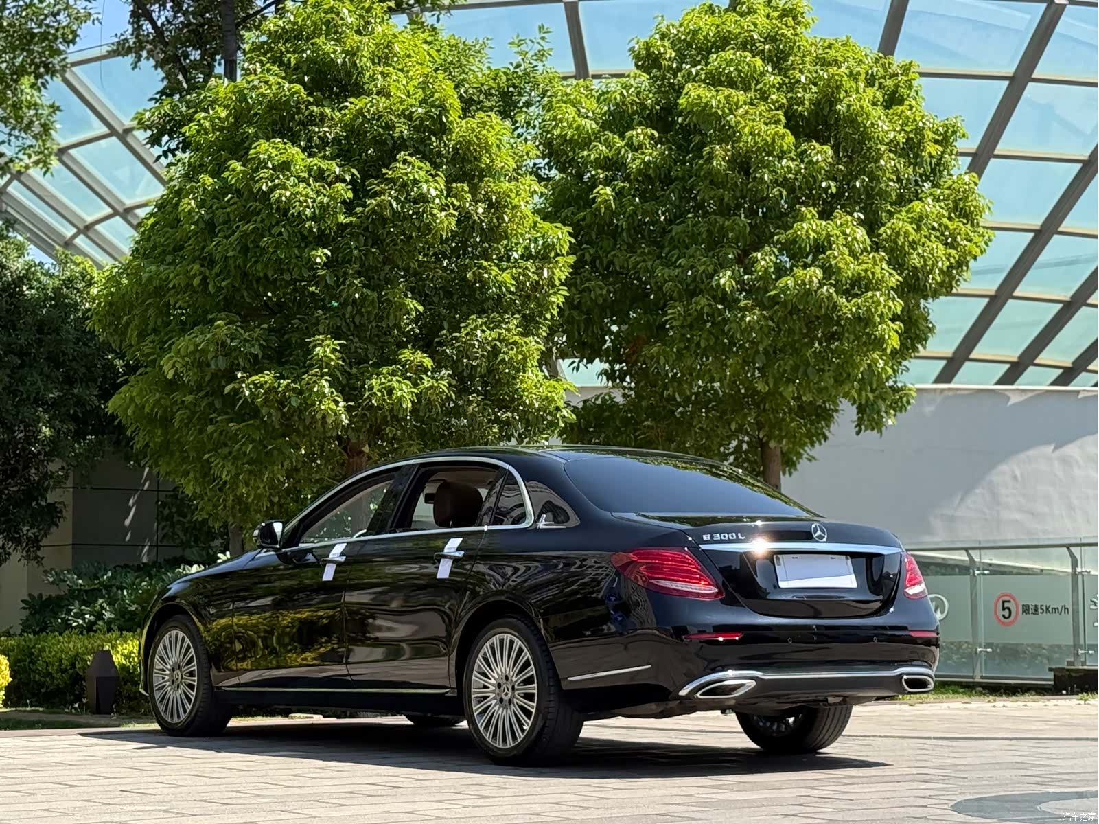 Mercedes-Benz E-Class, 2020 9