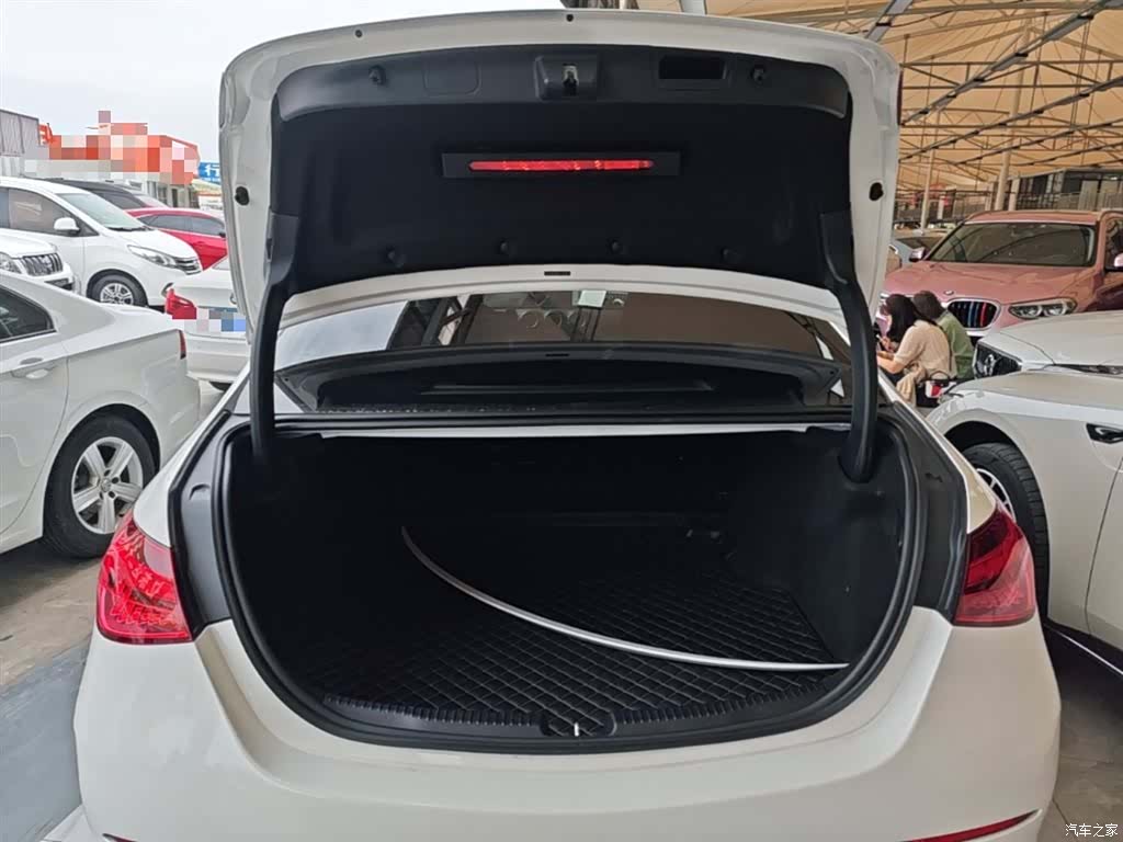 Mercedes-Benz C-Class, 2022 19