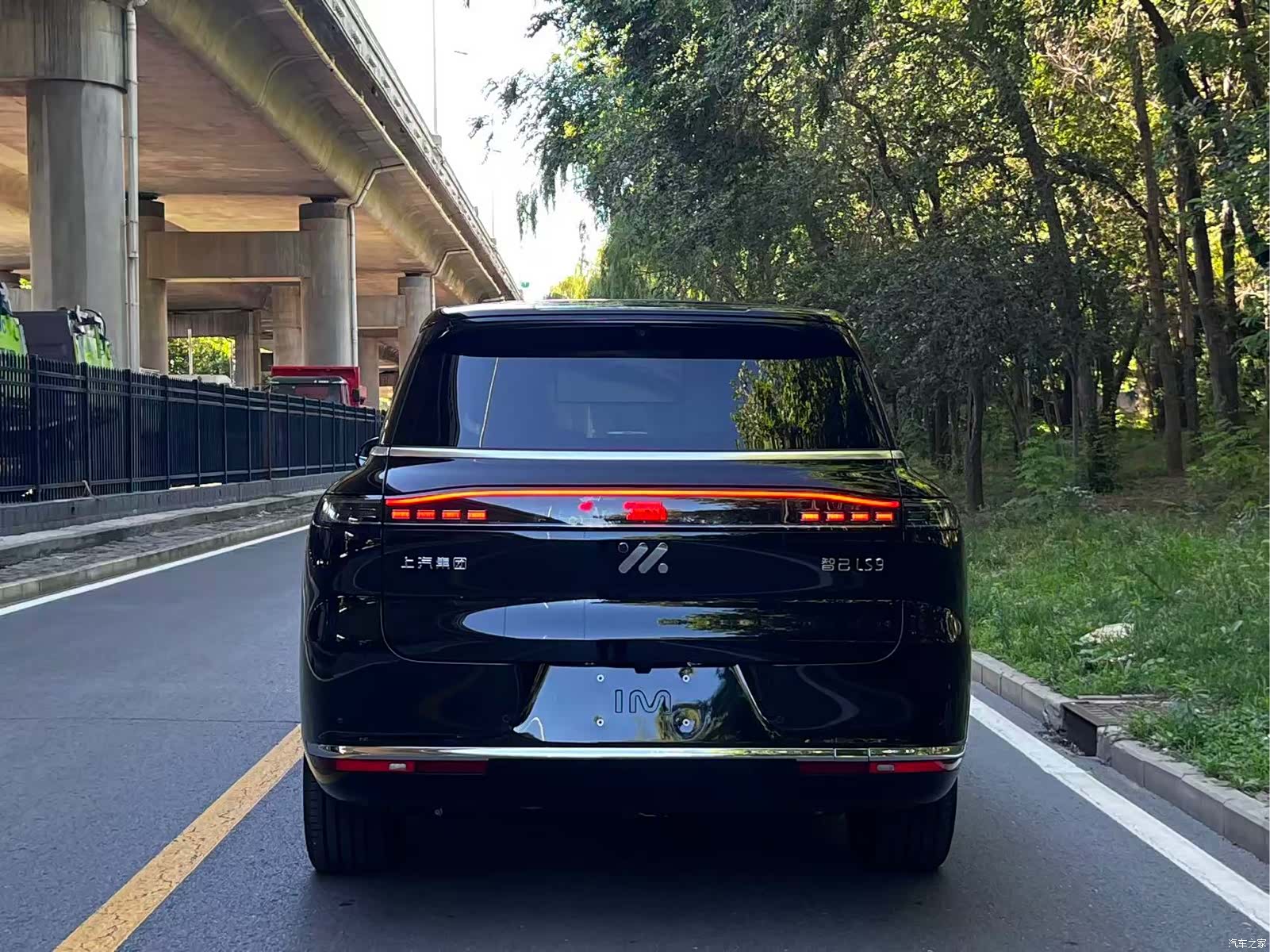 IM Motors LS9, 2026 15