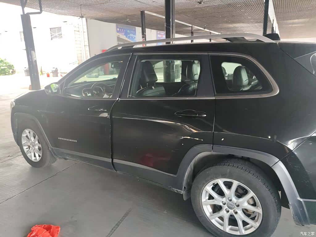 Jeep Cherokee, 2016 все фото