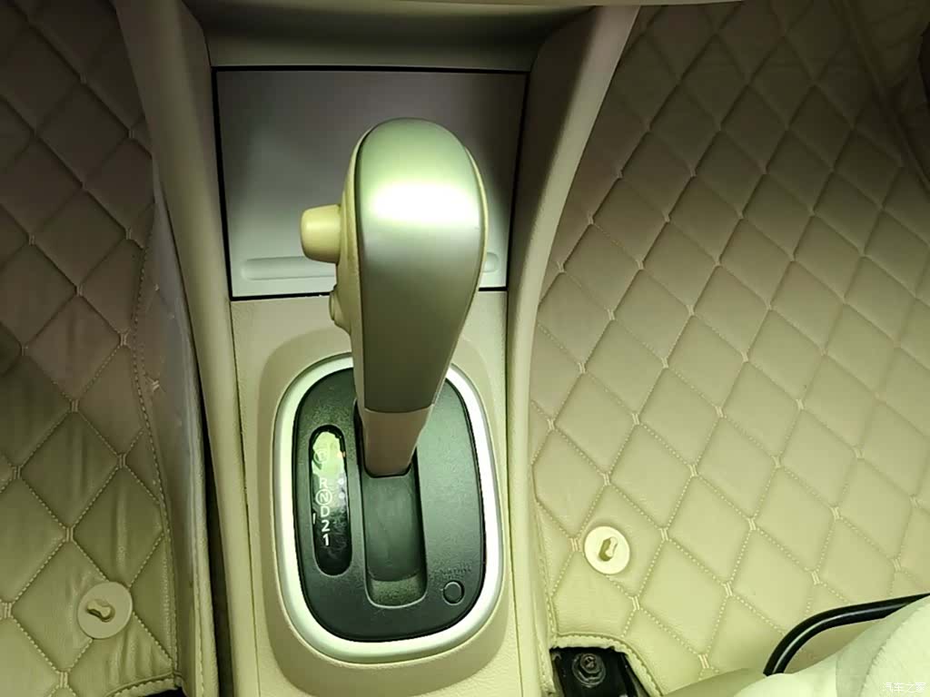 Nissan Sylphy, 2016 14