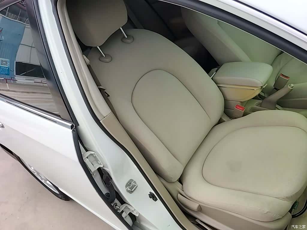 Nissan Sylphy, 2016 25