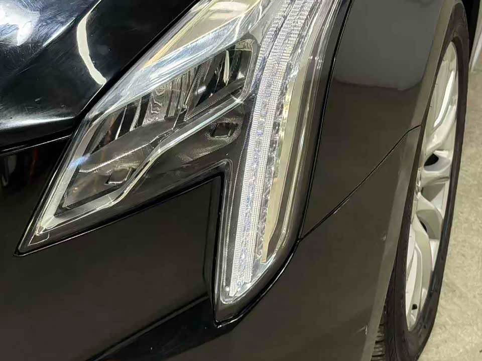 Cadillac XTS