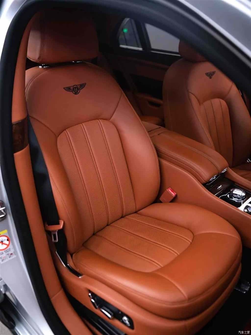 Bentley Mulsanne, 2013 4