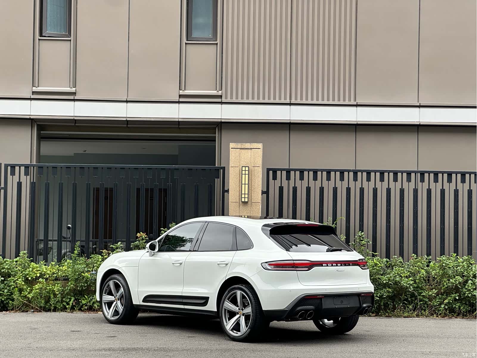 Porsche Macan, 2023 6
