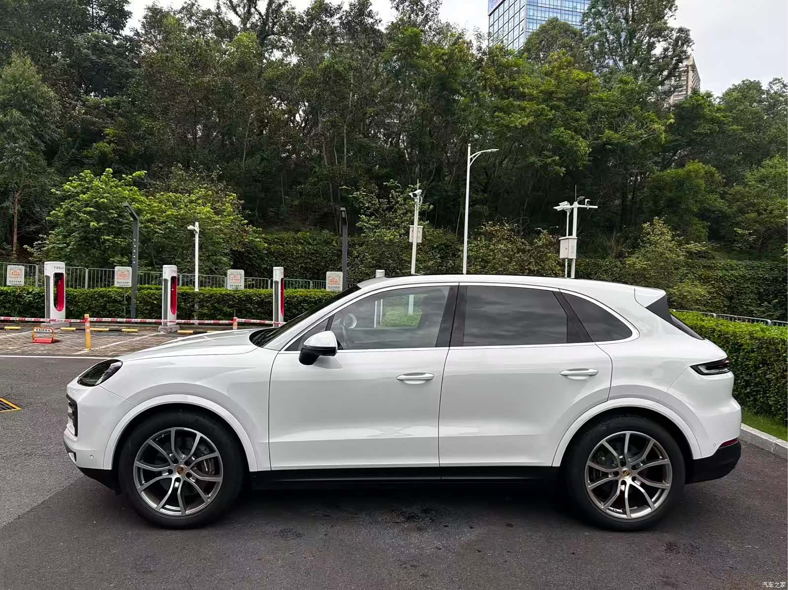 Porsche Cayenne, 2025 8