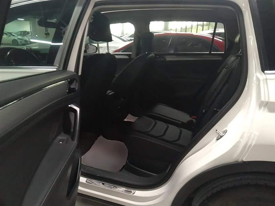 Volkswagen Tiguan L Volkswagen Tiguan L