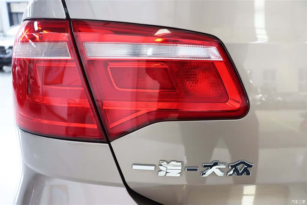 Volkswagen Bora, 2015 17