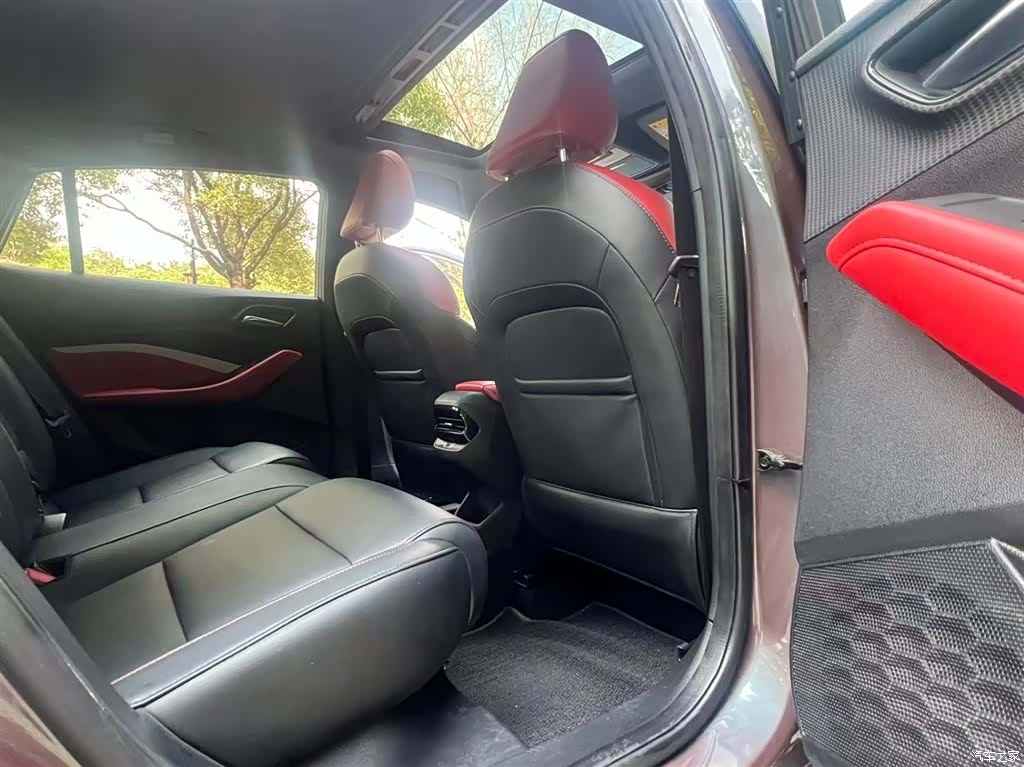 MG MG5, 2022 13