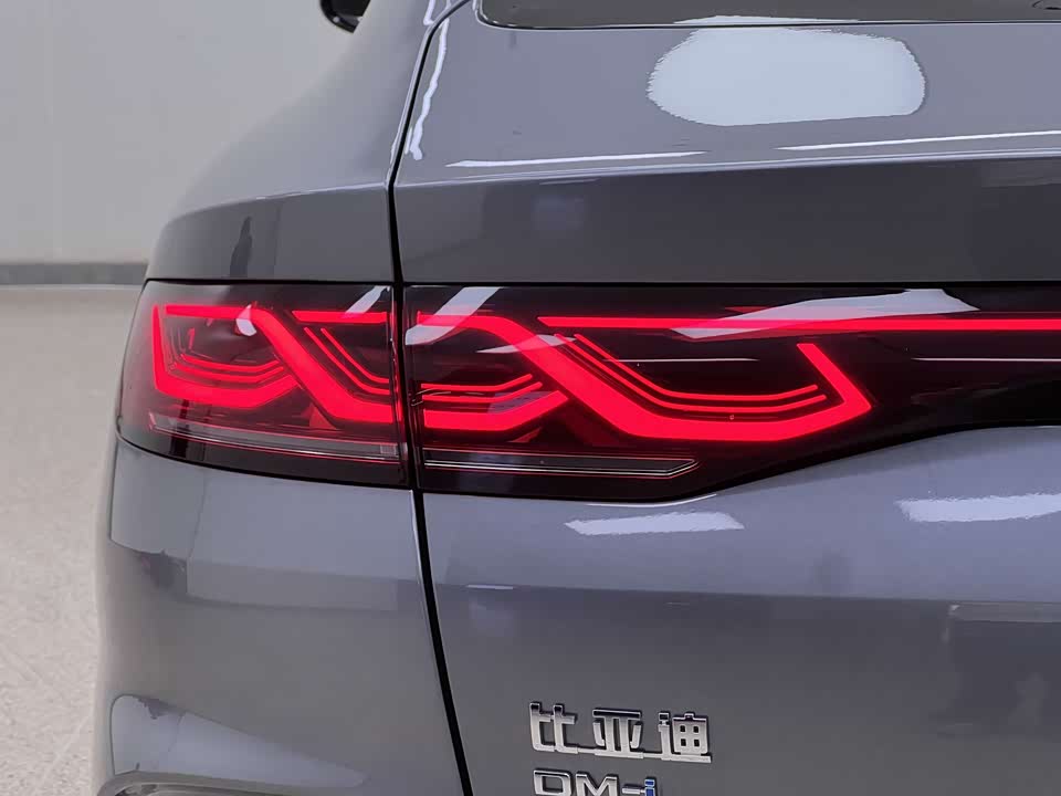 BYD Qin L